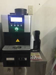 建築デザイン会社Ｆ様　ダイオーズコーヒーマシン設置