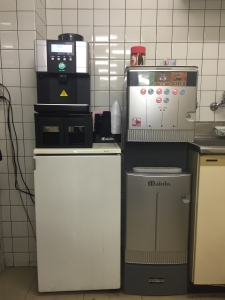 精密器具メーカーＴ社様ダイオーズティーサーバー＆コーヒーマシン設置